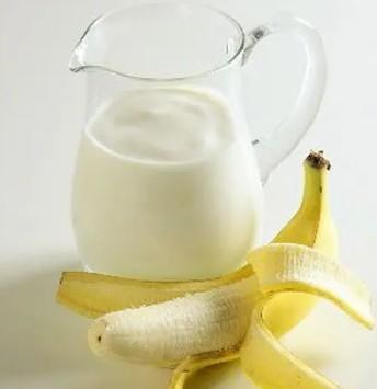 香蕉和牛奶的功效和作用（香蕉和牛奶是否可以一起吃吗） 第3张