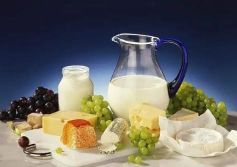 牛奶和葡萄可以一起吃吗？（葡萄和牛奶一起吃对身体的影响） 第2张